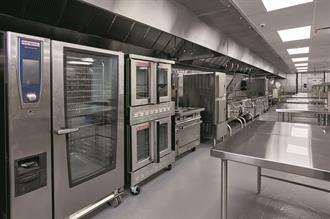 CommercialKitchenDesignattheGreatPerformancesRestaurantinBronxNewYork